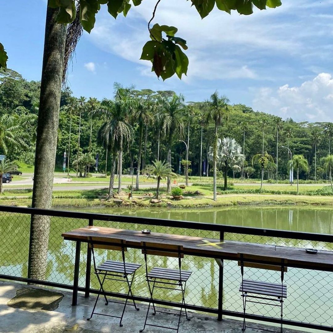 Rekomendasi Cafe Dengan View Alam Di Bogor - Scarf Media